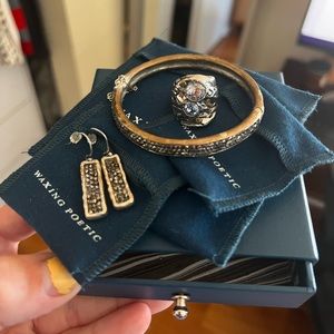 Waxing Poetic three piece set